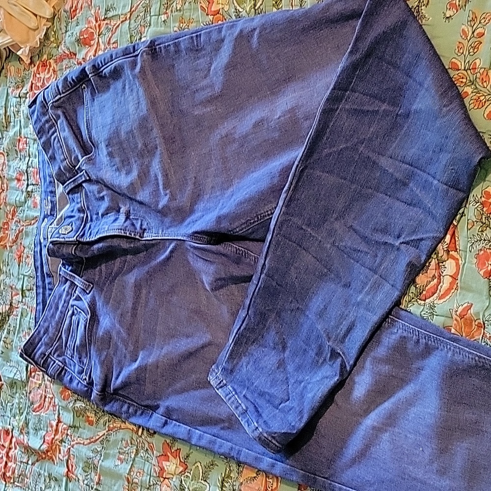 Old Navy Super Skinny Rockstar Mid-Rise Size 12 NWOT